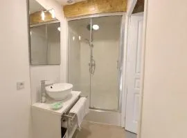 Maison M 3 Bedroom Apartment