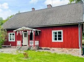 6 person holiday home in ÄLMHULT