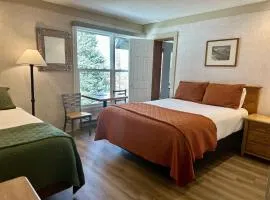 Mountainside Inn 115 and 117 Hotel Room