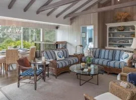 3734 Avrio by the Sea