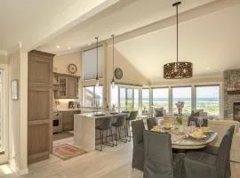 3930 Bella Casa