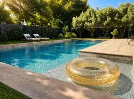 Suite neuve piscine privée Les Charmettes