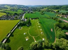 Hinton land glampsite