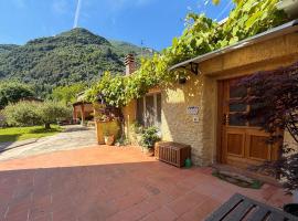 La casina di mezzo - Tiny House, hotell sihtkohas Camaiore