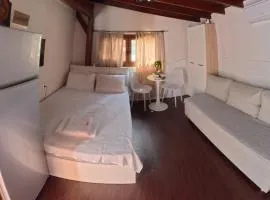 Xristos Studio Psakoudia Halkidiki