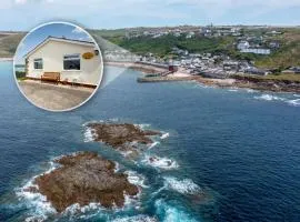3 Bed in Sennen Cove oc-p00781