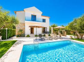 Villa Nineta, hotel a Tavronitis
