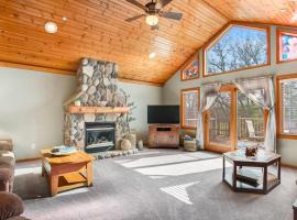 Sunset Condominiums: Castle Rock Retreat, hotel din Arkdale