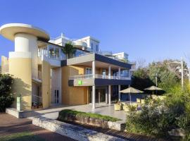 Ibis Styles Bari Giovinazzo، فندق في جيوفيناتسو