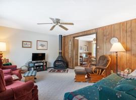 Cleerwood Village #264, hotel sa Eagle River