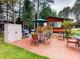 Catfish Cottage B, Hotel in Eagle River