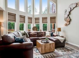 Copperwood #4, Hotel in Eagle River