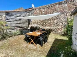 Maison rénovée au cœur de Brem, 4 couchages, jardin, WIFI - FR-1-231-340