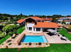 Villa d'exception avec piscine - 10 pers. - FR-1-791-50