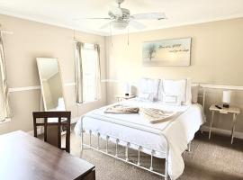 Nature's Nook, 2 Acres Home by Springs and Gainesville, Hotel in Williston