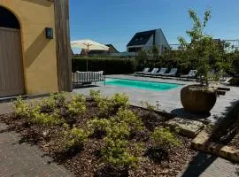 12P 5B Le Manoir Saint Michel Heated pool