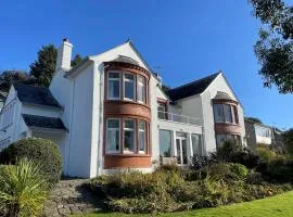 Beautiful 4BR Period Home With Spectacular Views - Pass the Keys