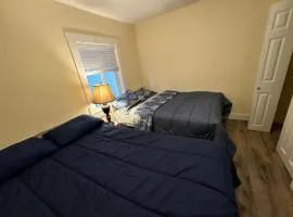 Central Vancouver Guest House - 11 Mins to Downtown, Free Parking