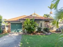 Coastal Retreat 4BR 2BA with Pool & Courtyard