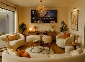 Luxury Home, Wifi rápido, jacuzzi, lavaseca, ping pong, barbacoa, 4 habitaciones, khách sạn ở Arequipa