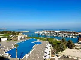 JASMINE COURT Hotel & SPA Central Location