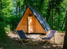 Glamping Zeleni raj Vače, Hotel in Vače