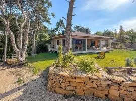 3 Bedroom Gorgeous Home In Plan D'aups-Sainte-Bau