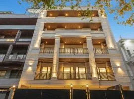 Luxora by Alaya Stays
