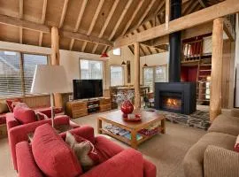 360 Degrees, alpine-getaways