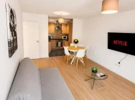 Exclusive 1 Bedroom Flat in the Heart of Kingston!