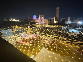 LAYALI boutique TERRACE & Café, hotel i Bukhara