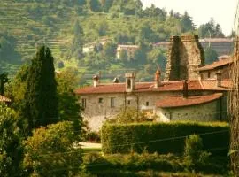 Castello di Cernusco Lombardone