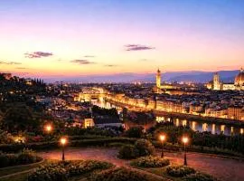 YOUR comfortable luxury stay in Florence