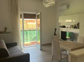Appartamento rinnovato a Grado - 2 camere e parcheggio