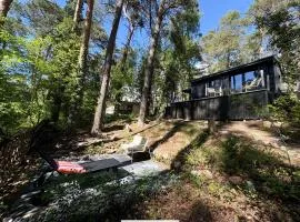 Waldhaus am Hang im Schlaubetal