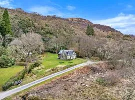 Lochead Cottage Ellary