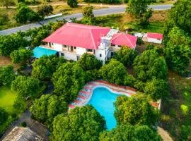 Vanveli The Forest Resort