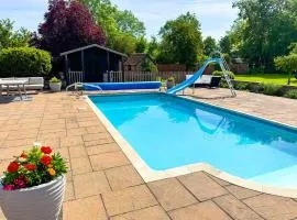 Laurel Retreat- Pool, Sauna & Gardens -Sleeps up to 17 - Rural Retreat By STAE-Homes