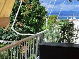Aqua Vista Cozy Sea View Apartment Saronida