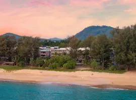 Radisson Blu Resort, Phuket Mai Khao Beach