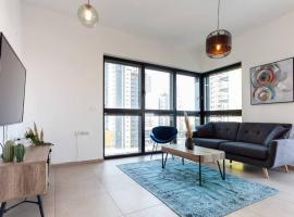 Modern Tower Apt w Spectacular Sea View l Mamad, hotel v destinaci Bat Jam