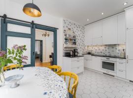 Esplanaadi Luxury Apartment, hotel a Pärnu