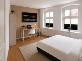 Stilvolles Altbau-Apartment in zentraler Lage mit Workspace, hotel di Schwerin