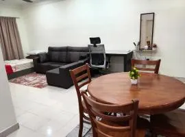 Tokmad Homes - Homestay near Mines shopping mall 600mbps WIFI Netflix