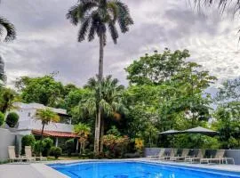 Alma Vida Hotel