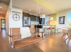 311 - Luxury Condo The 5 Senses - View Pool & EV