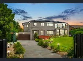 The Grand Golden Mile Estate 6BR Luxury Home