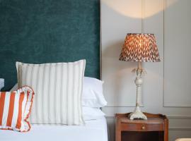 The Falcon Hotel, hotell i Uppingham