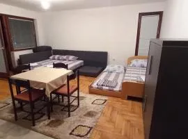 Sea View Apartment Bijela-200m from beach