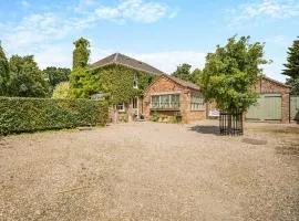 The Farmhouse- Uk47148
